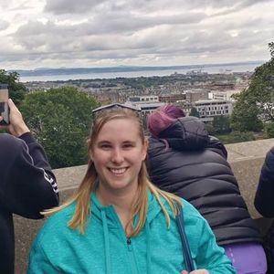 Meet your Posher, Marissa